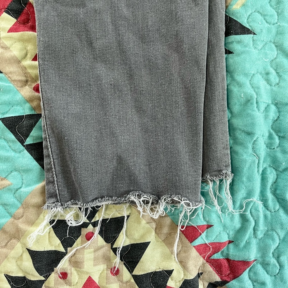 Womens gray jeans - Picture 2 of 3
